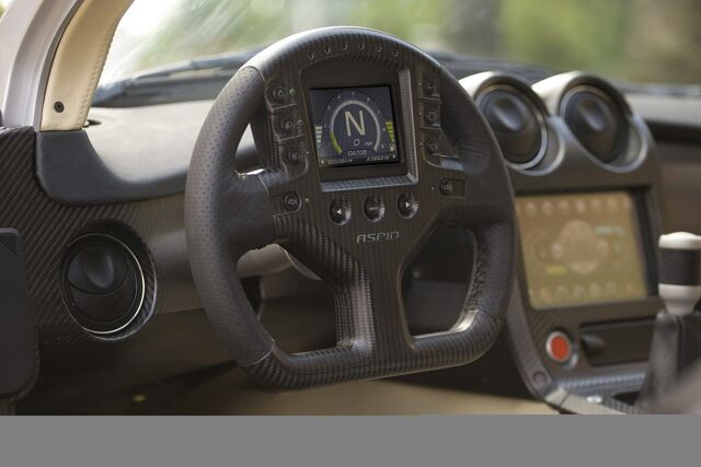 File:9080723.003.Mini2L2.jpg