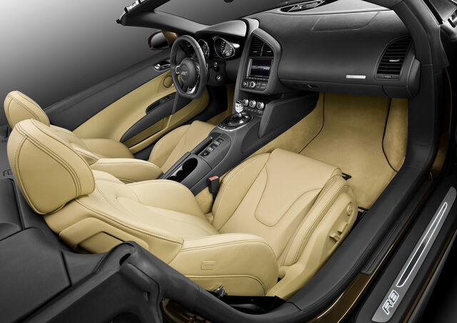 File:Interior bf 2.jpg