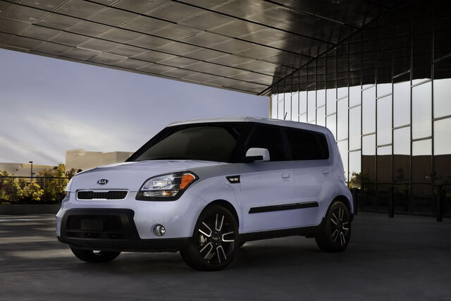 File:2010-Ghost-Soudl-3.jpg