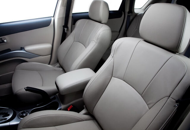 File:2010-Mitsubishi-Outlander-GT-29.jpg