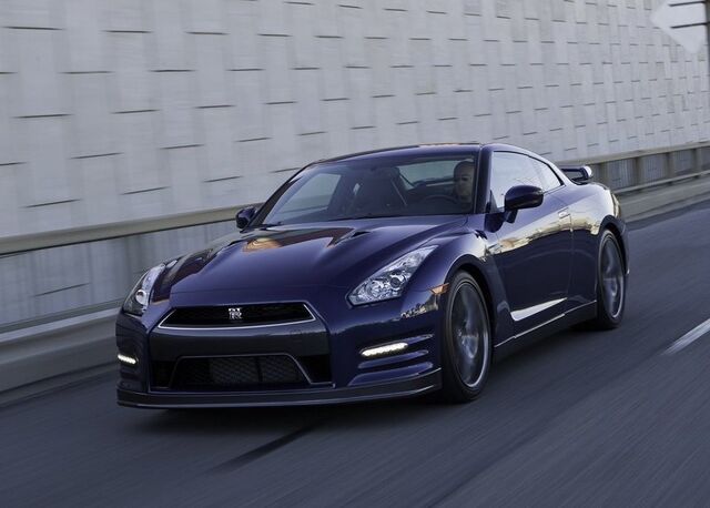 File:Nissan-GT-R 2011 7.jpg