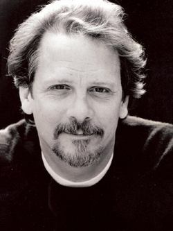 File:Keith Szarabajka.png