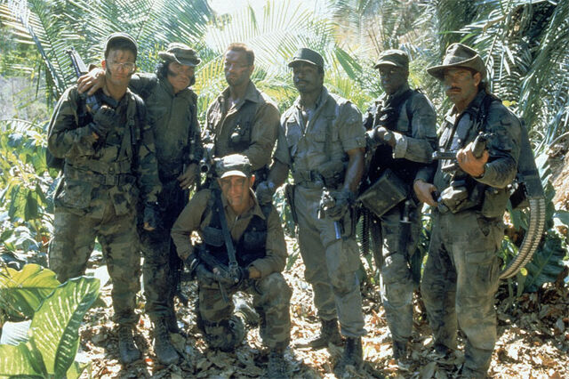 File:Predator-1987-shane-black-sonny-landham-arnold-schwarzenegger-richard-chaves-carl-weathers-bill-duke-jesse-ventura.jpg