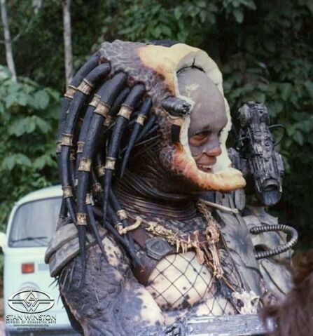File:KevinP1behindthescenes.jpg