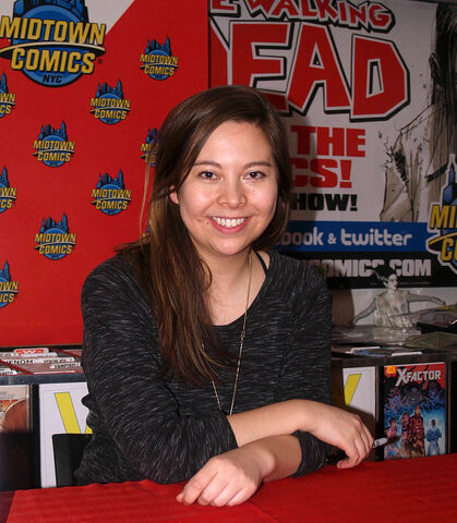 File:Fiona Staples.jpg