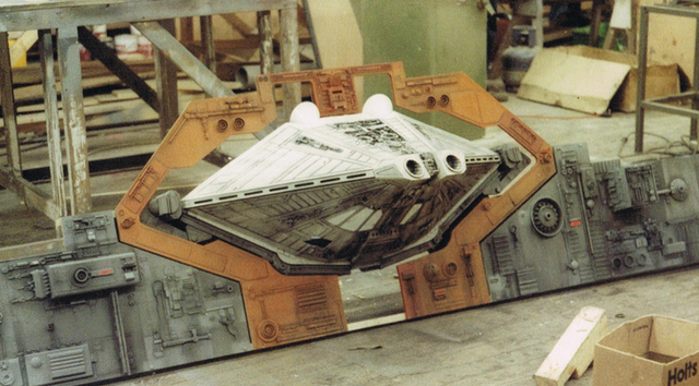 File:Alien-slide-30.png