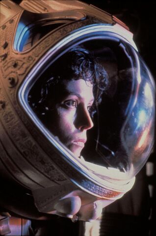 File:Alien 1979 1600x1200 65135.jpg