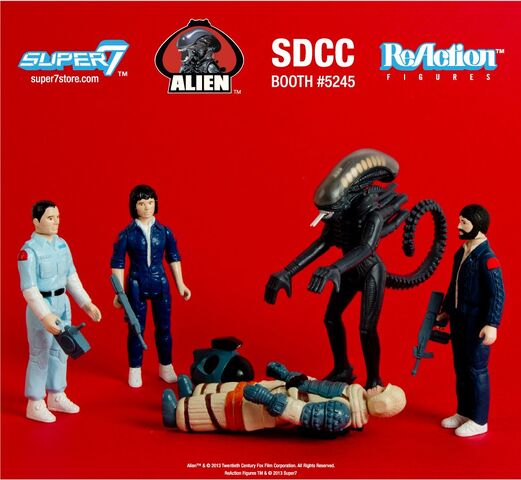 File:Alien-action-figures.jpg