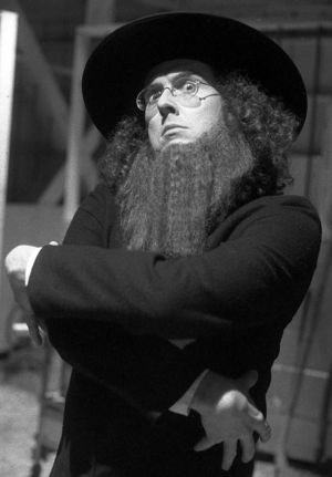 File:WeirdAlAmish.jpg