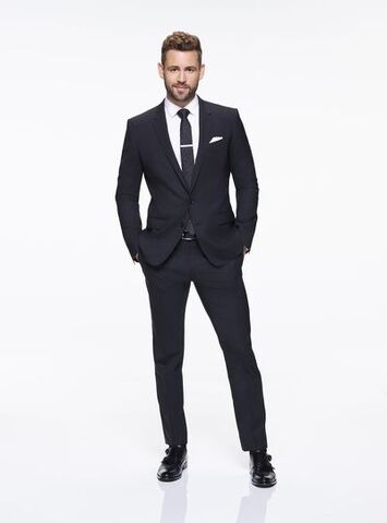 File:BachelorSeason21-Promo5.jpg