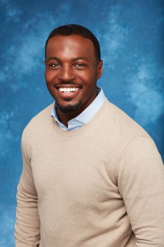 File:Fred (Bachelorette 13).jpg