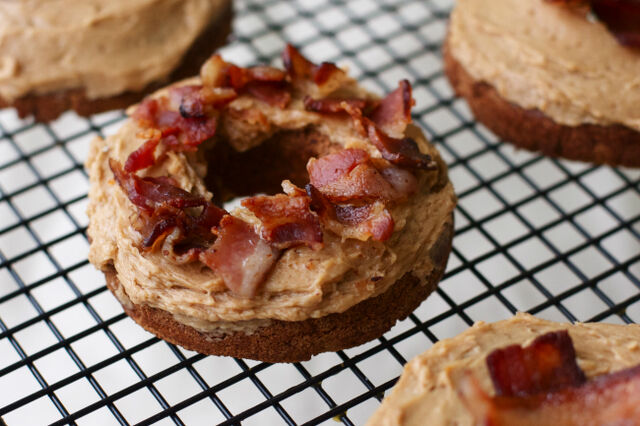 File:Maple donut 01.jpg