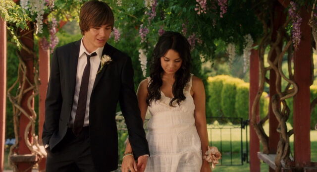 File:Hsm-3-disneyscreencaps.com-10415.jpg