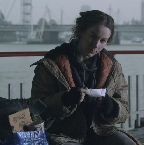File:Homless girl 103.jpg