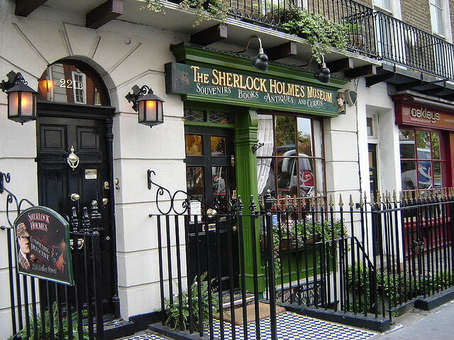 File:221b baker street Museum.jpg