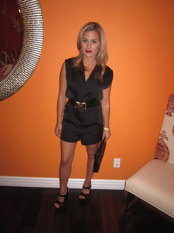 File:Sheena Zadeh.jpg