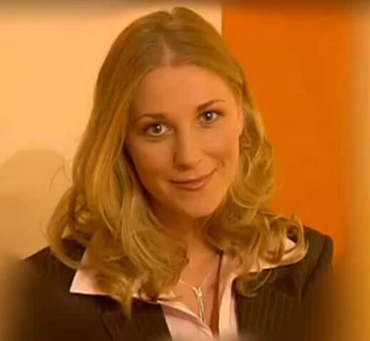 File:Amanda.jpg