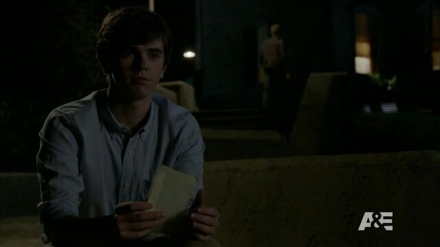 File:ShadowofaDoubtS2EP2 257.jpg