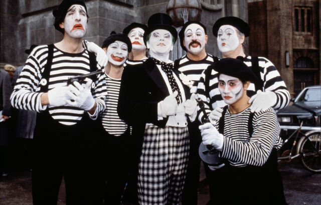 File:Joker and his mimes.jpg