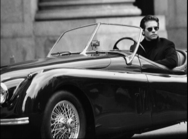 File:Bruce Wayne 4.jpg