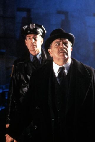 File:Hingle as Gordon.jpg