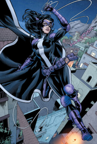 File:2147067-huntress profile.jpg