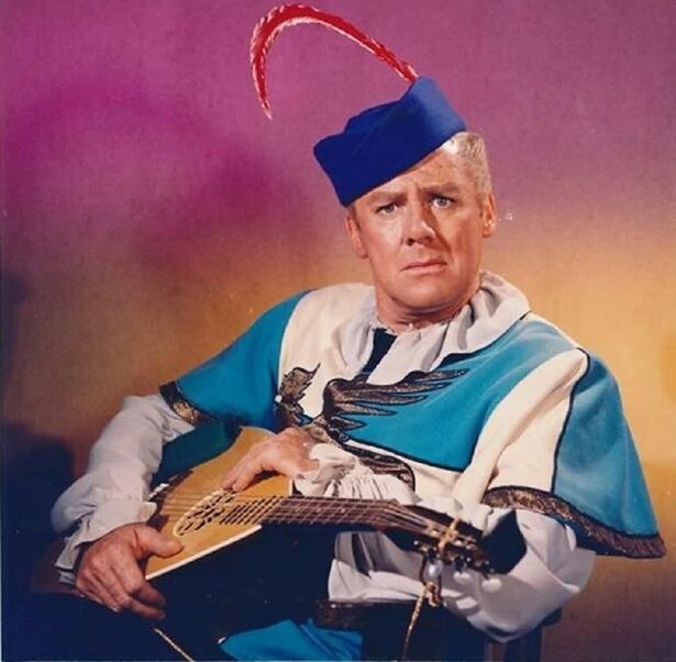 File:Minstrel 2.jpg