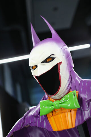File:SDCC2014-Batman-Cape-Cowl create Art Exhibit 452635860.jpg