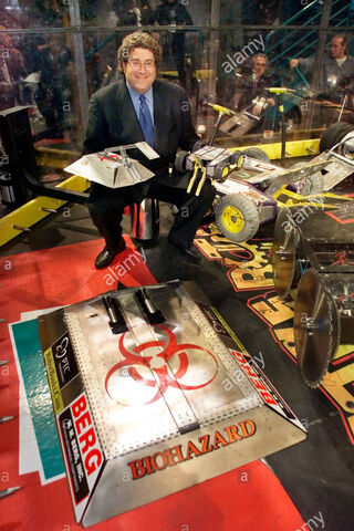 File:HasbroShowroomToyFair2001.jpg