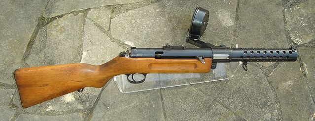 File:800px-Bergmann MP18.1.jpg