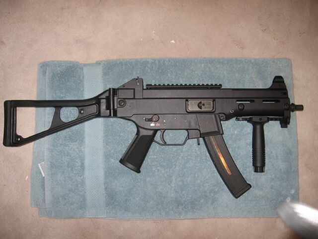 File:UMP9IRL.jpg