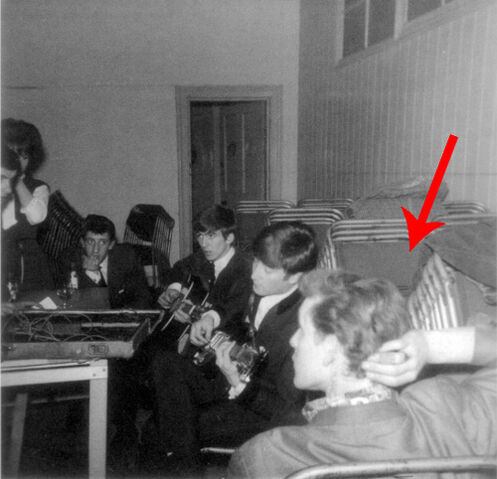 File:The 11th Doctor aka Matt Smith with the Beatles, how's that possible.jpg