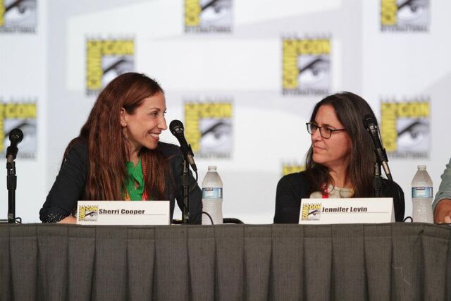 File:Sherri and jennifer.jpg