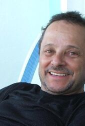 Larry Jacobs