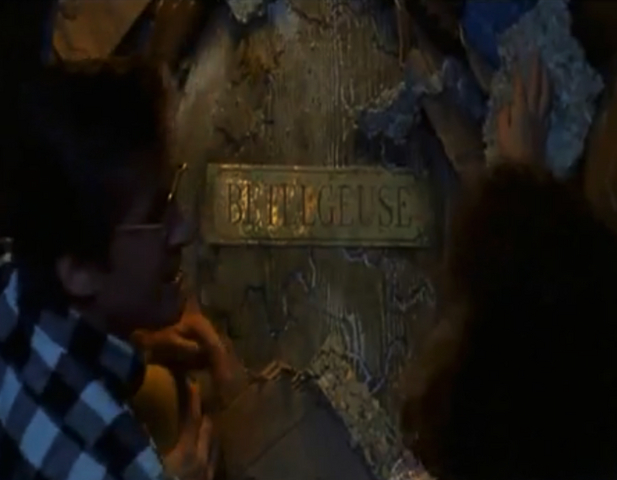 File:Betelgeusegrave02.png