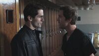 102DiedunkelsteallerSeitenAidanJosh1