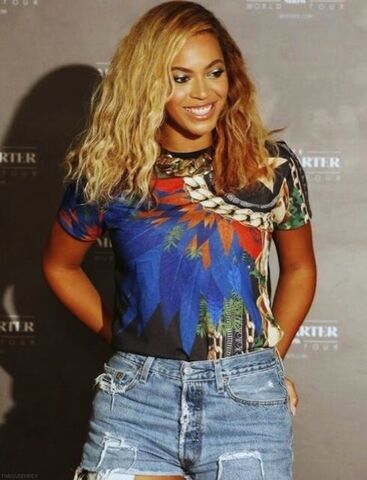 File:Beyonce Brazil.jpg