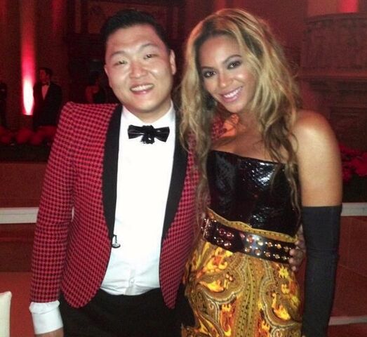 File:Beyonce MET Gala 2.jpg