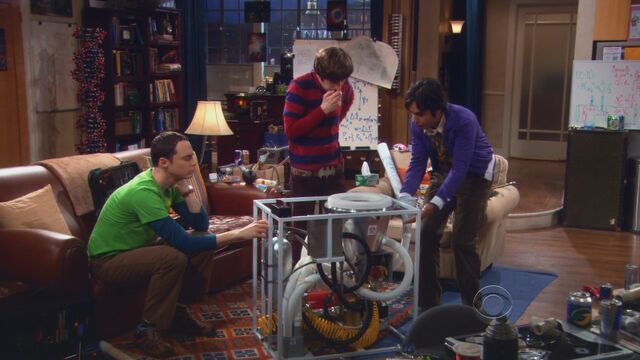 File:TheBigBangTheoryS2E22-087.jpg