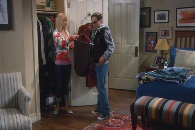 File:S01e09 wide closet.jpg