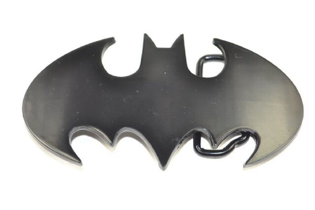 File:S01E02BatBuckle.jpg