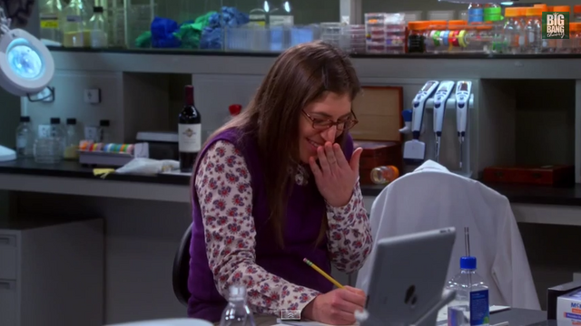 File:AmyGiggle.png