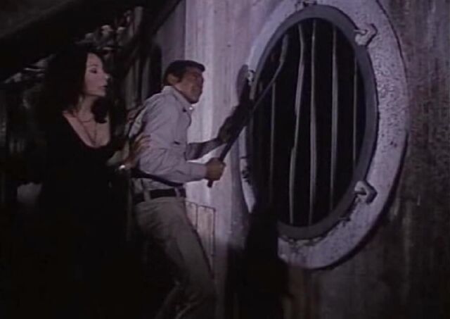 File:LotFoJ-Steve and Violette Escape.jpg