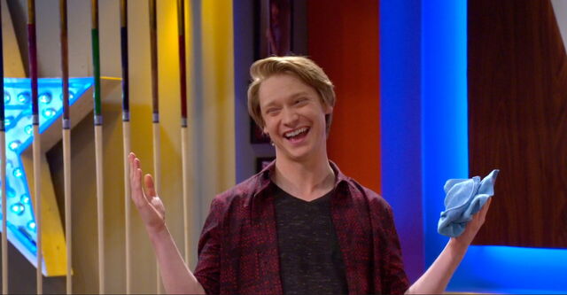 File:Victor pranking Teddy.jpg