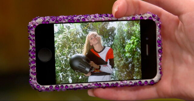 File:Introducing Dare-Me Girl.jpg