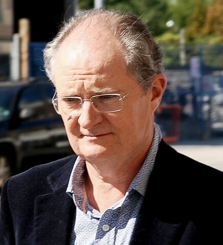 File:Jim Broadbent.jpg