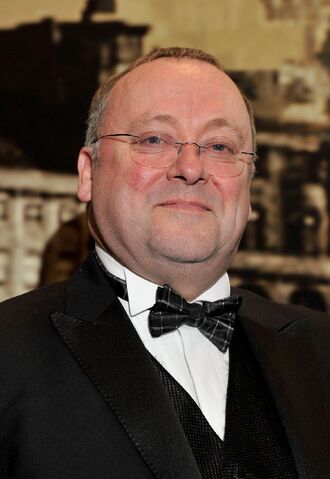 File:Alex Norton.jpg