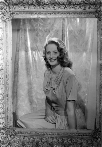 File:ElspetGray.jpg