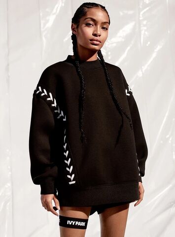 File:YaraShahidi IvyPark2.jpg