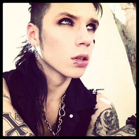File:Andy Biersack.jpg